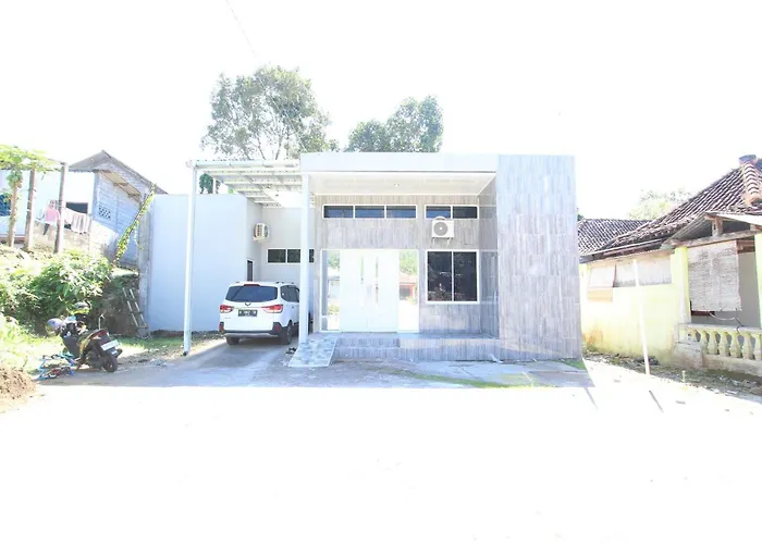 Capital O 93939 Oikodomeo Syariah